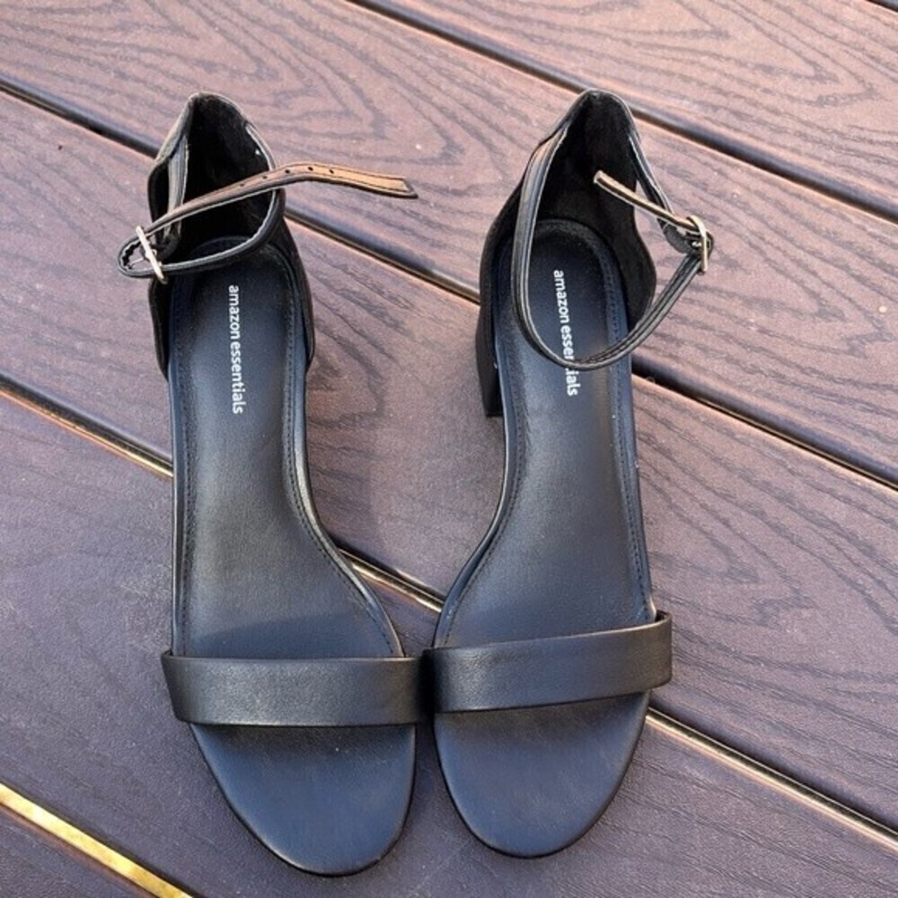 Amazon essentials women's two Strap Heeled Sandal. Used. Size 8.5